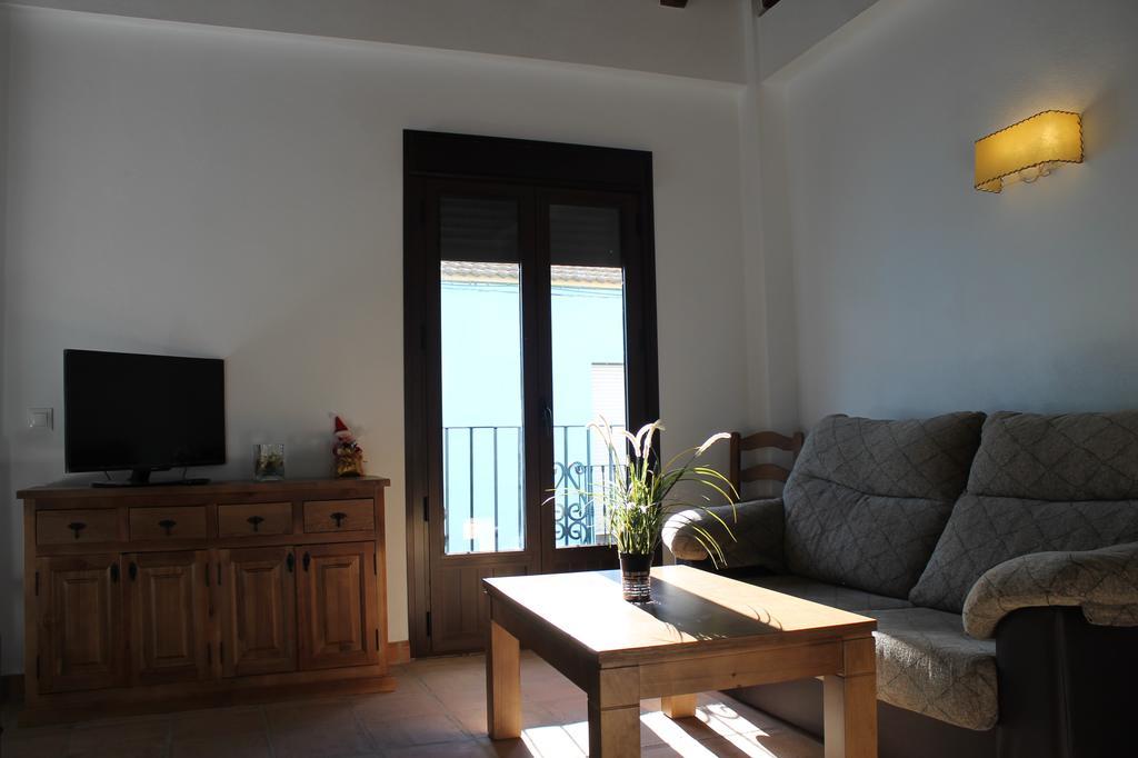 Apartamentos Real Fabrica Hojalata Júzcar Pokoj fotografie